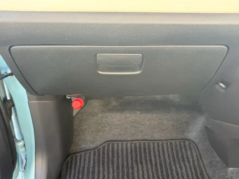 Daihatsu Mira Tocot
