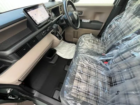 Honda N-BOX Joy