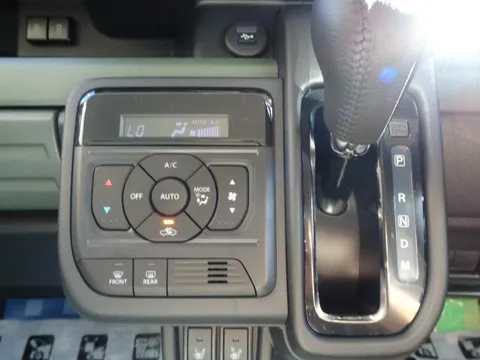 Suzuki Spacia Gear