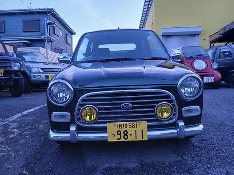 Daihatsu Mira Gino