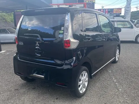 Mitsubishi eK Custom