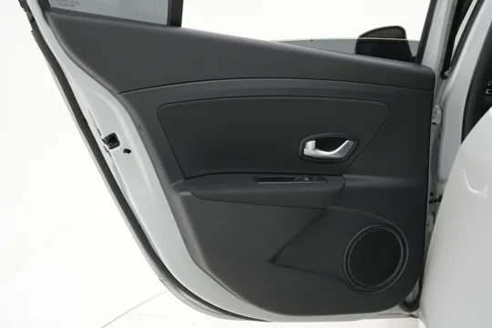 Renault SM3
