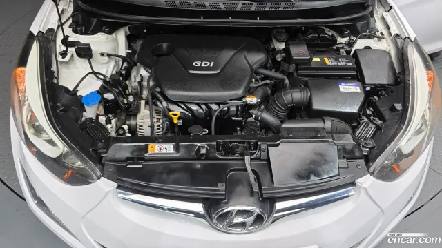 Hyundai Elantra (Avante)