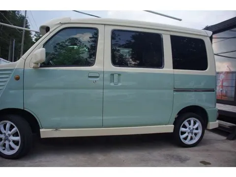 Daihatsu Atrai Wagon