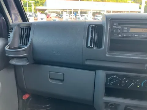 Mitsubishi Minicab Van