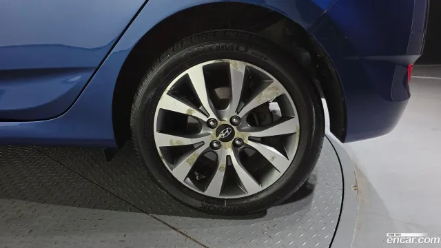 Hyundai Accent