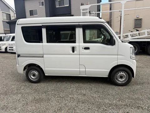 Nissan Clipper