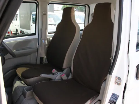 Mitsubishi Minicab Van