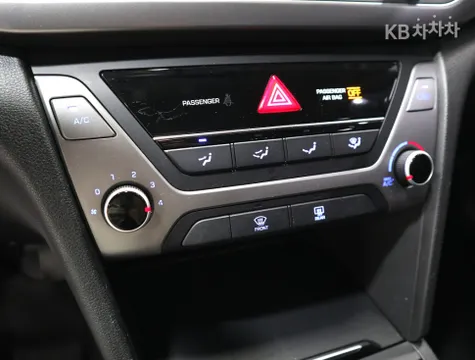 Hyundai Elantra (Avante)
