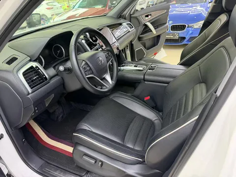 Honda UR-V
