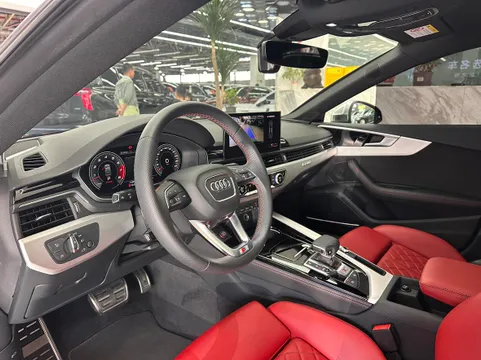 Audi S5