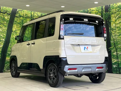 Mitsubishi Delica Mini