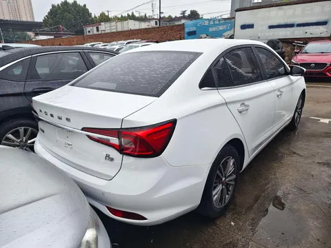 Roewe i5