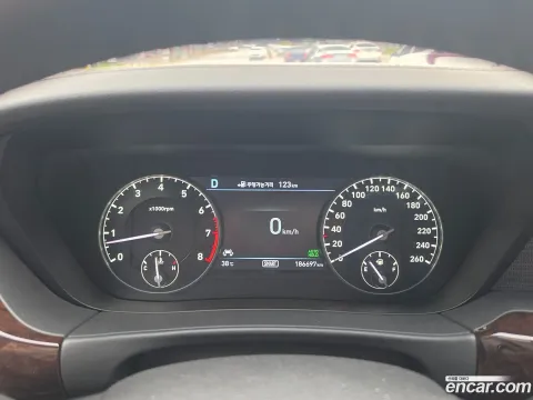 Genesis G90 (EQ900)