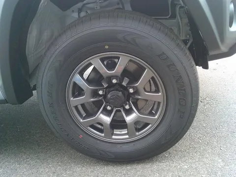 Suzuki Jimny Sierra