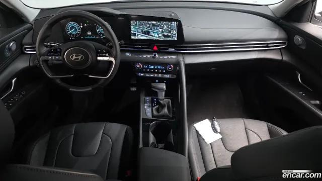 Hyundai Elantra (Avante)