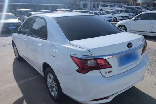 BYD F3