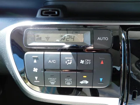 Honda N-BOX Slash