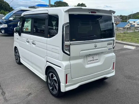 Suzuki Spacia Custom