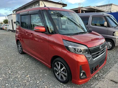 Nissan Dayz Roox