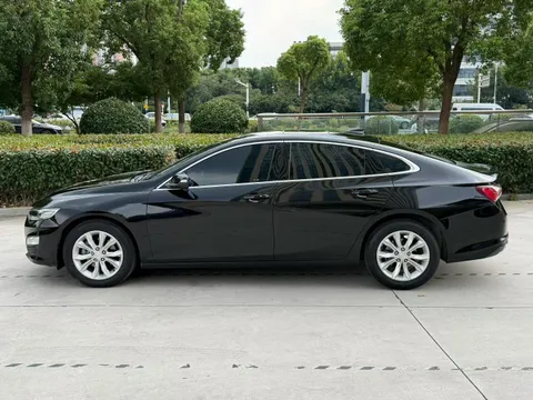 Chevrolet Malibu XL
