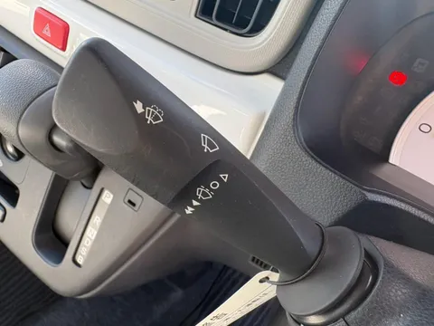 Daihatsu Mira Tocot