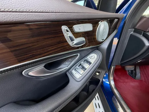 Mercedes-Benz Mercedes-Benz GLC