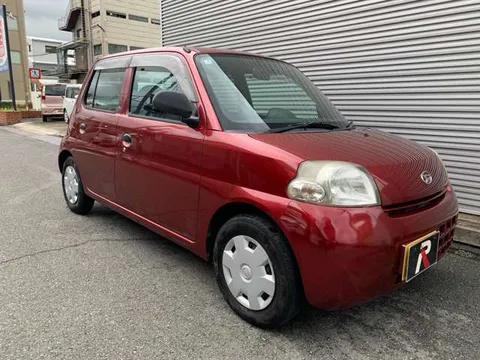 Daihatsu Esse