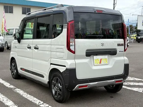 Suzuki Spacia Gear