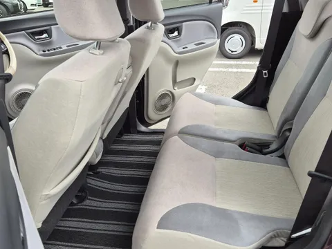 Toyota Pixis Joy