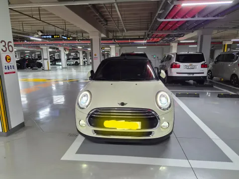 MINI Cooper Convertible