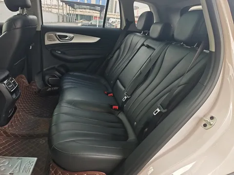 Roewe RX5