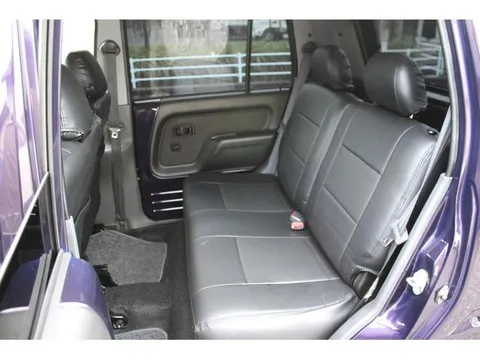 Daihatsu Naked