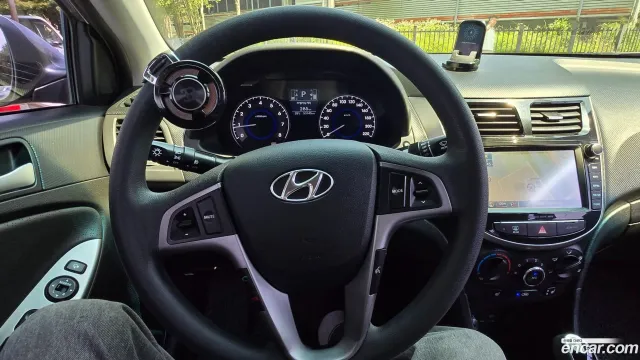 Hyundai Accent