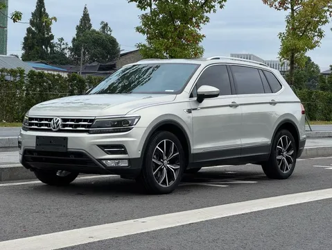 Volkswagen Tiguan L