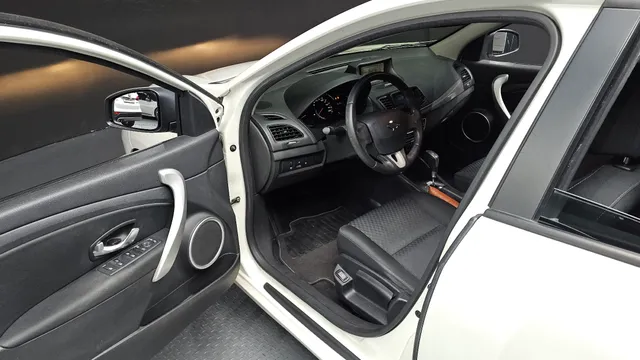 Renault SM3