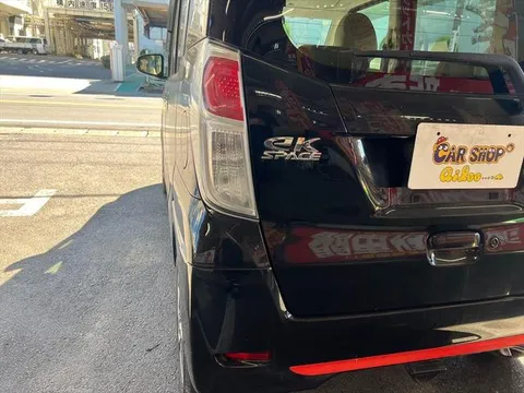 Mitsubishi eK Space