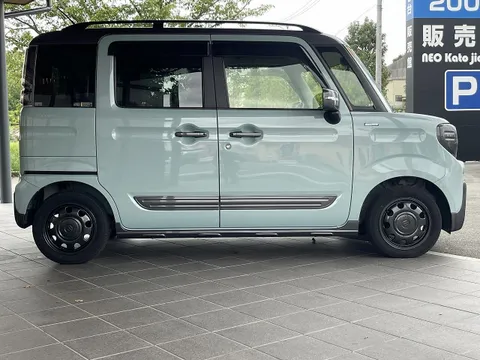Suzuki Spacia Gear