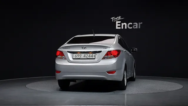 Hyundai Accent