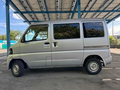 Mitsubishi Minicab Van