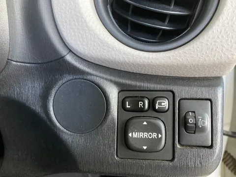 Toyota Yaris (Vitz)
