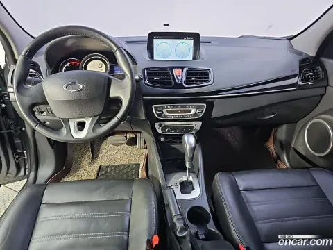 Renault SM3