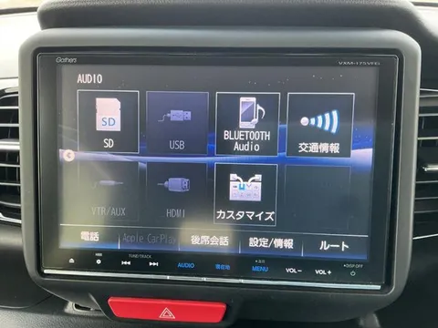 Honda N-BOX Custom
