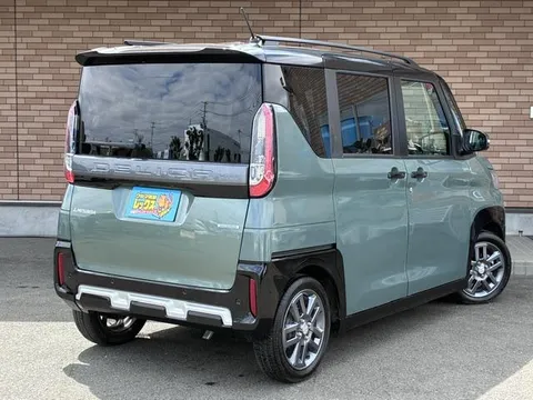 Mitsubishi Delica Mini