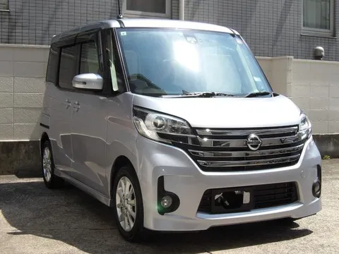 Nissan Dayz Roox