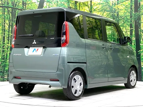 Mitsubishi eK Space