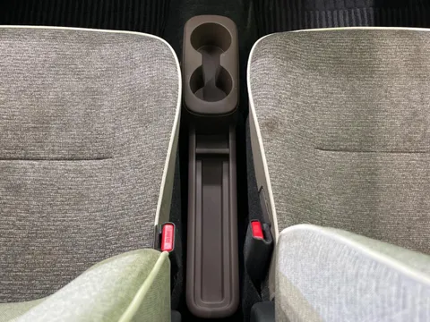 Daihatsu Mira Tocot