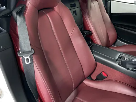 Mazda MX-5 (Roadster)