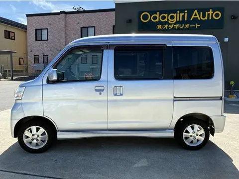 Daihatsu Atrai Wagon