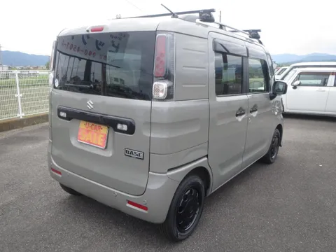 Suzuki Spacia Base